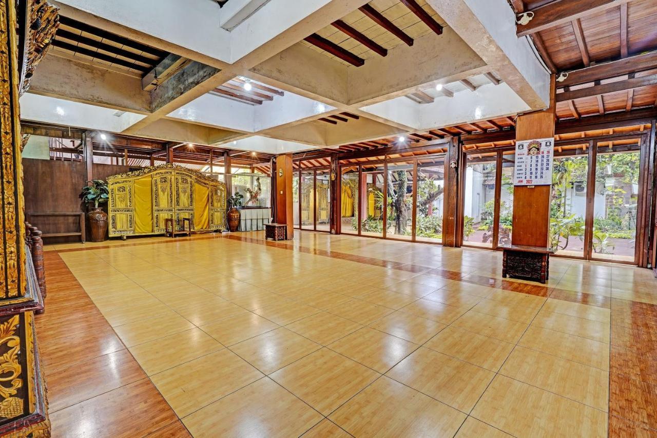 Hotel Oyo 92927 Griya Ayu Minahasa Bandung