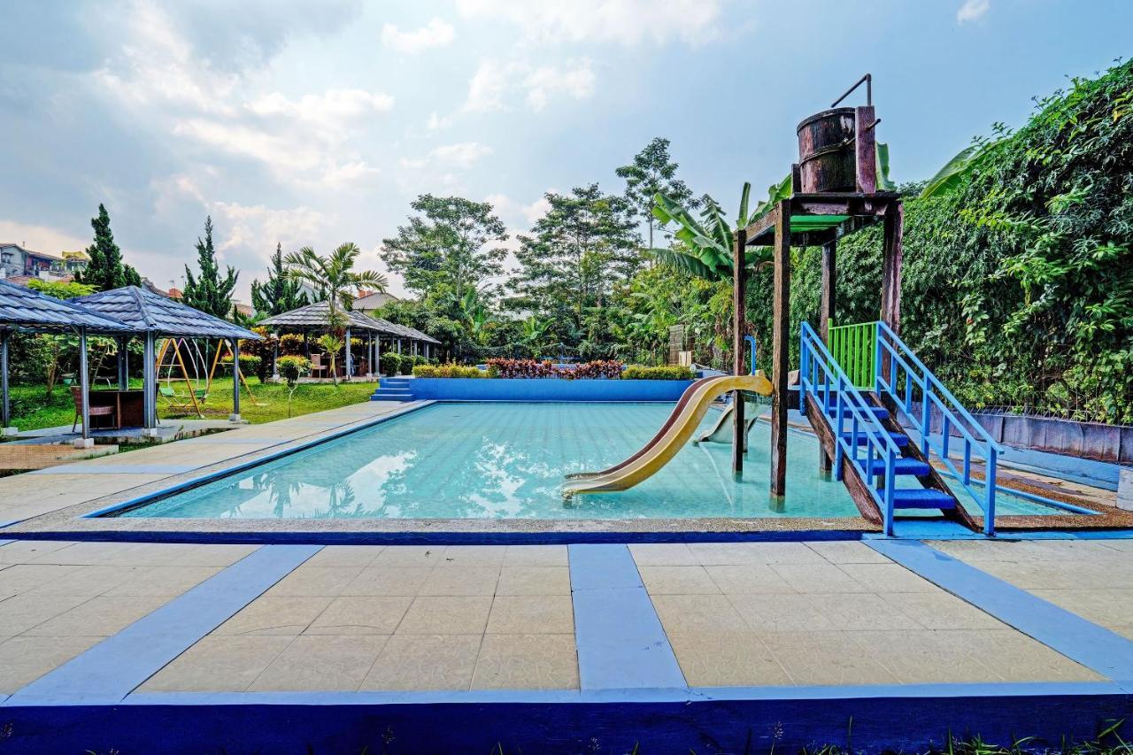 Hotel Oyo 92927 Griya Ayu Minahasa