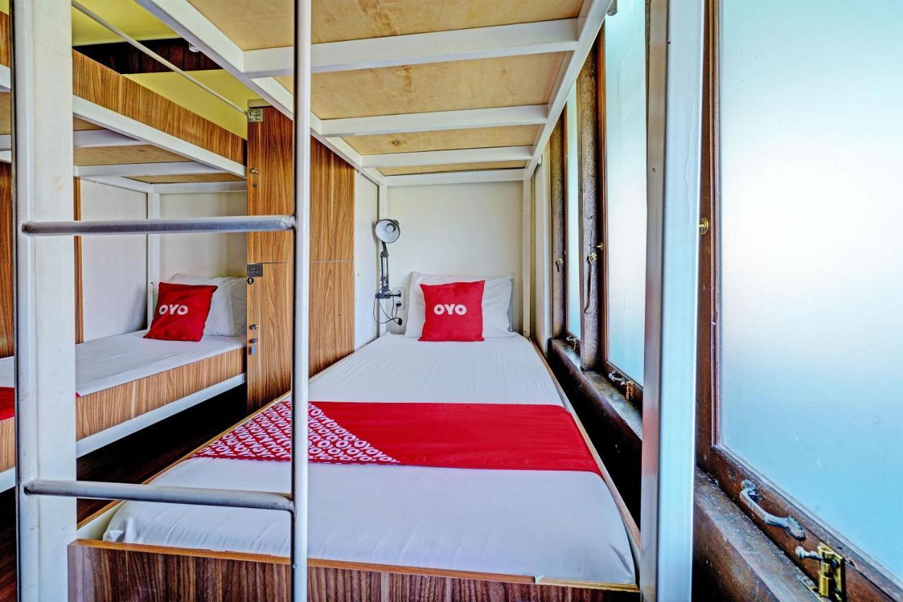 Oyo 92927 Griya Ayu Minahasa Hotel Bandung